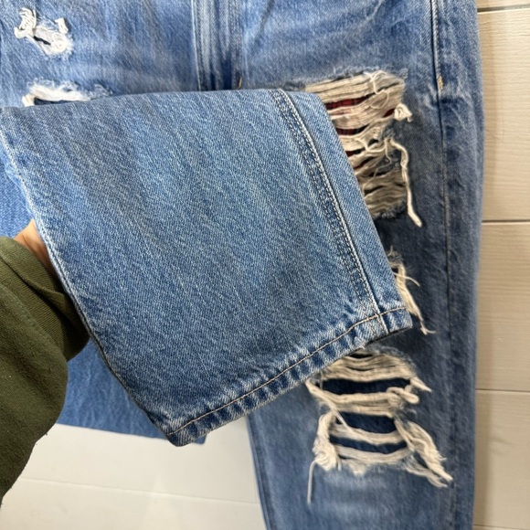 American Eagle | Women's Mom Straight Jean Size 2 - Picture 5 of 14